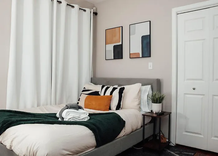 Modern & Spacious By Northwestern Hospital Bronzeville Apartamento